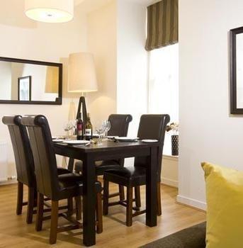Apartamento Inverness Place *