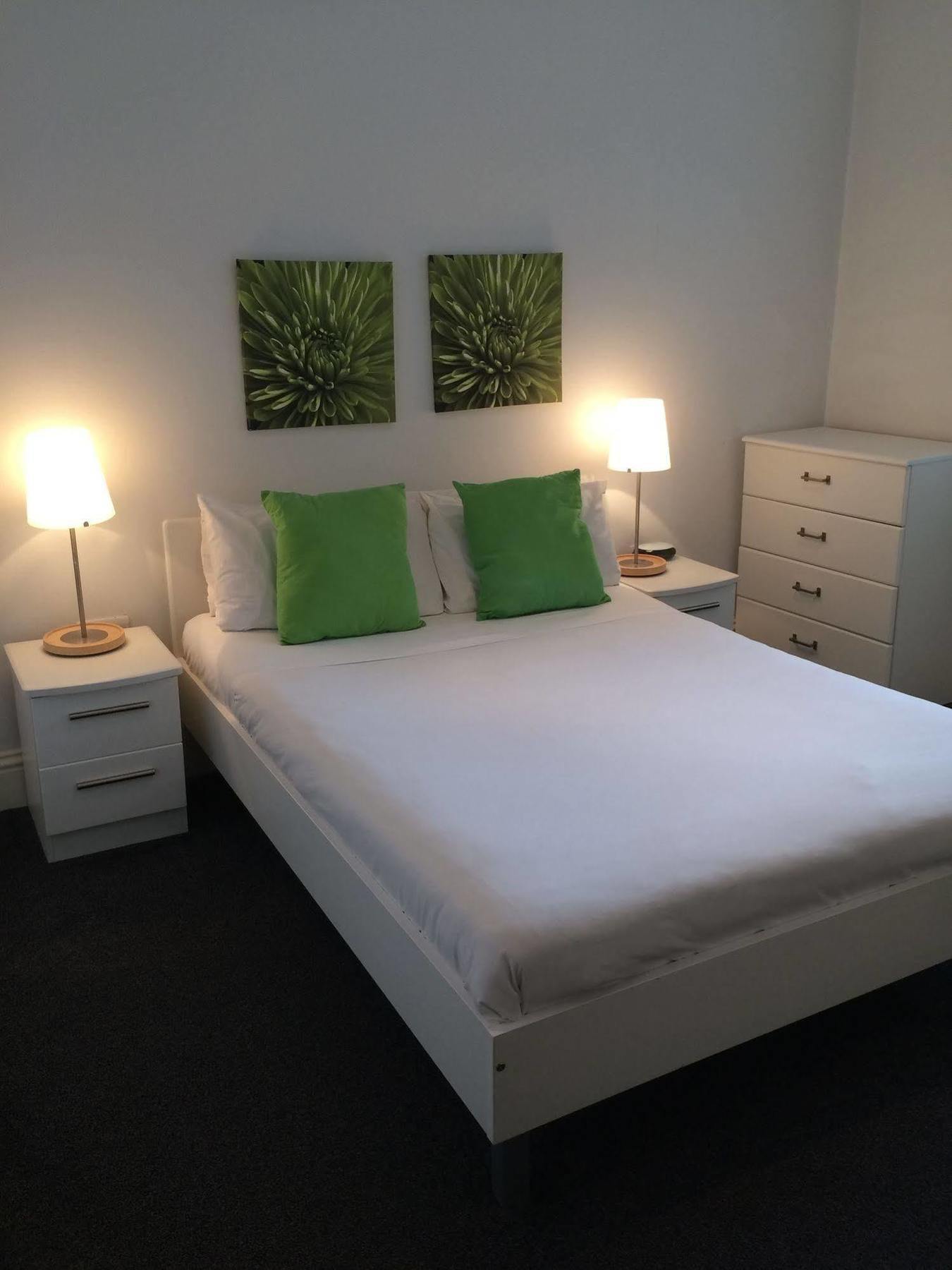 Apartamento Inverness Place